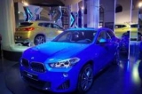     . BMW X2- Ukrainian Fashion Week